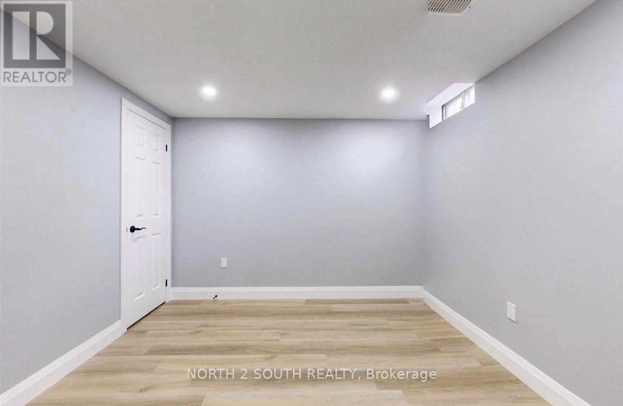 Bsmt - 34 Natalie Court, Brampton, Ontario  L6S 5T2 - Photo 7 - W12508448