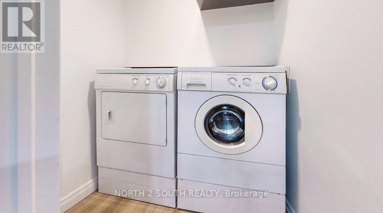 Bsmt - 34 Natalie Court, Brampton, Ontario  L6S 5T2 - Photo 8 - W12508448