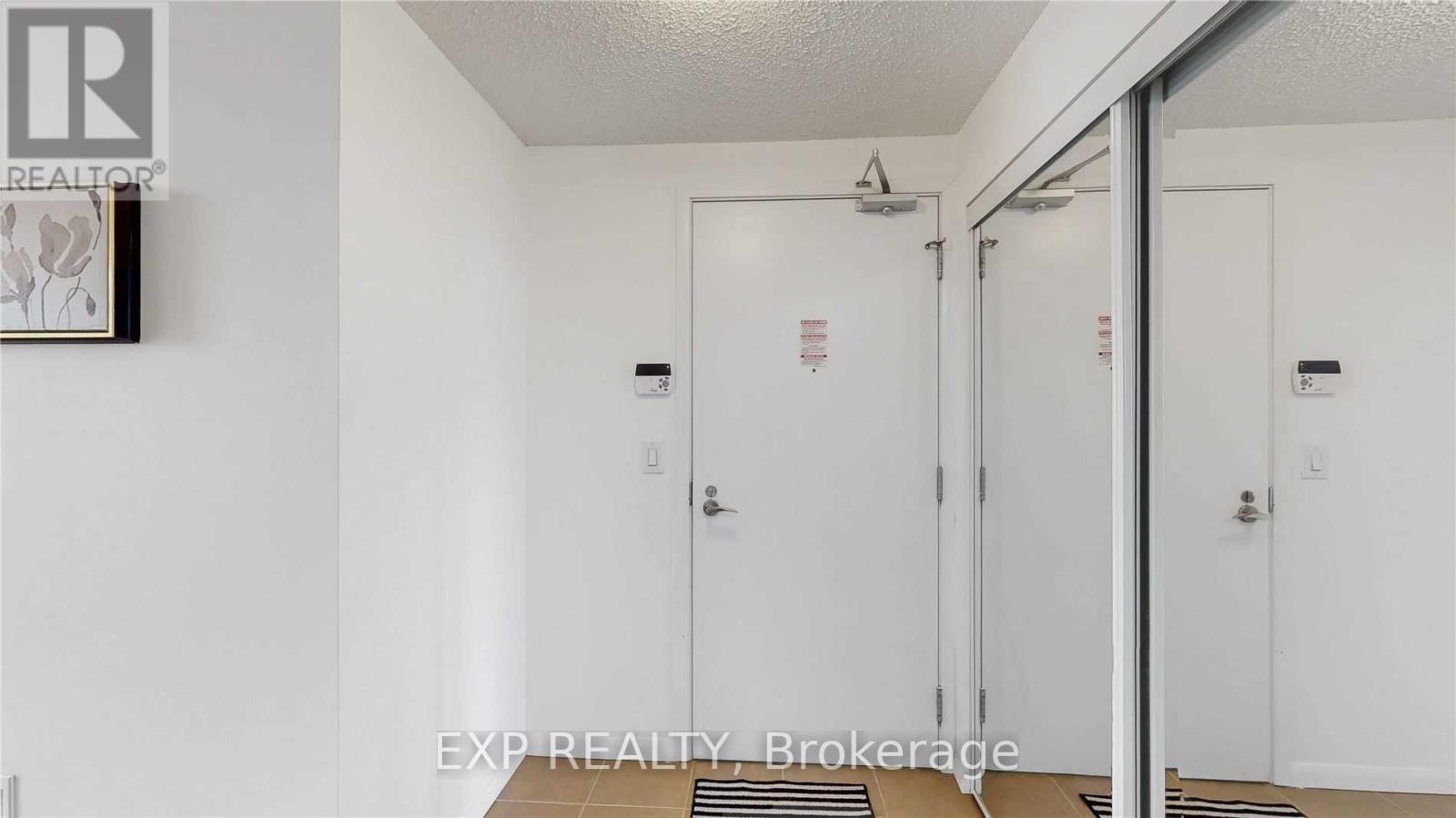 1919 - 800 Lawrence Avenue W, Toronto, Ontario  M6A 1C3 - Photo 3 - W12508464