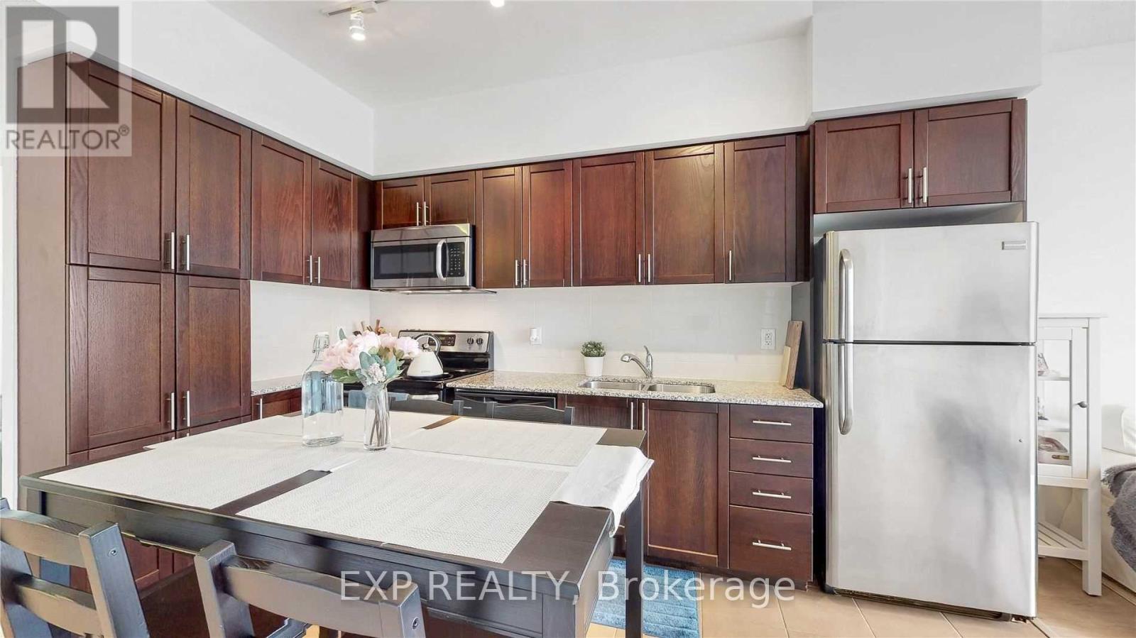 1919 - 800 Lawrence Avenue W, Toronto, Ontario  M6A 1C3 - Photo 5 - W12508464