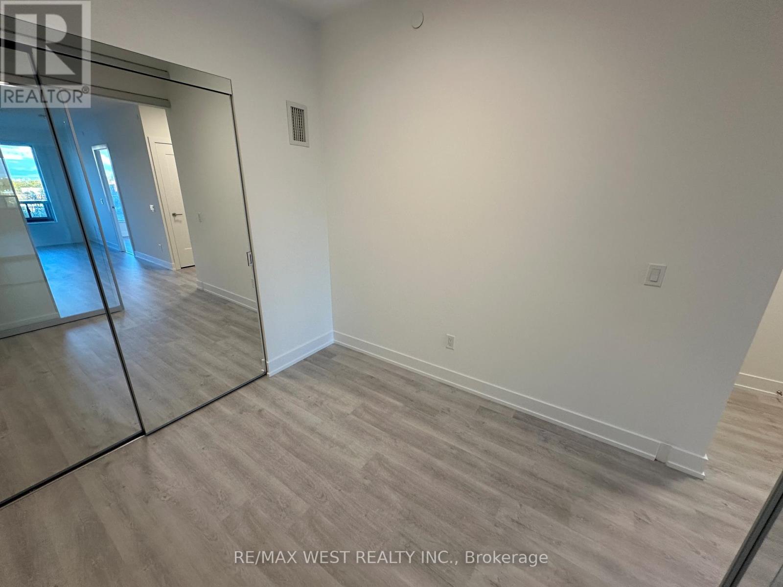 602 - 60 Central Park Roadway, Toronto, Ontario  M9A 0E6 - Photo 13 - W12508480