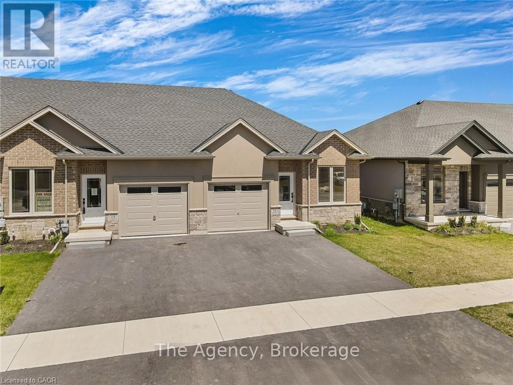 15 AUSTIN DRIVE S, Welland, Ontario