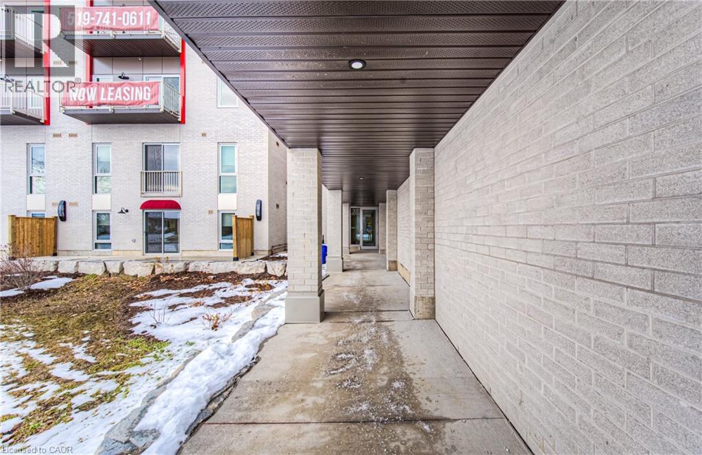 301 Westmount Road W Unit# 316, Kitchener, Ontario  N2M 0C4 - Photo 5 - 40785319