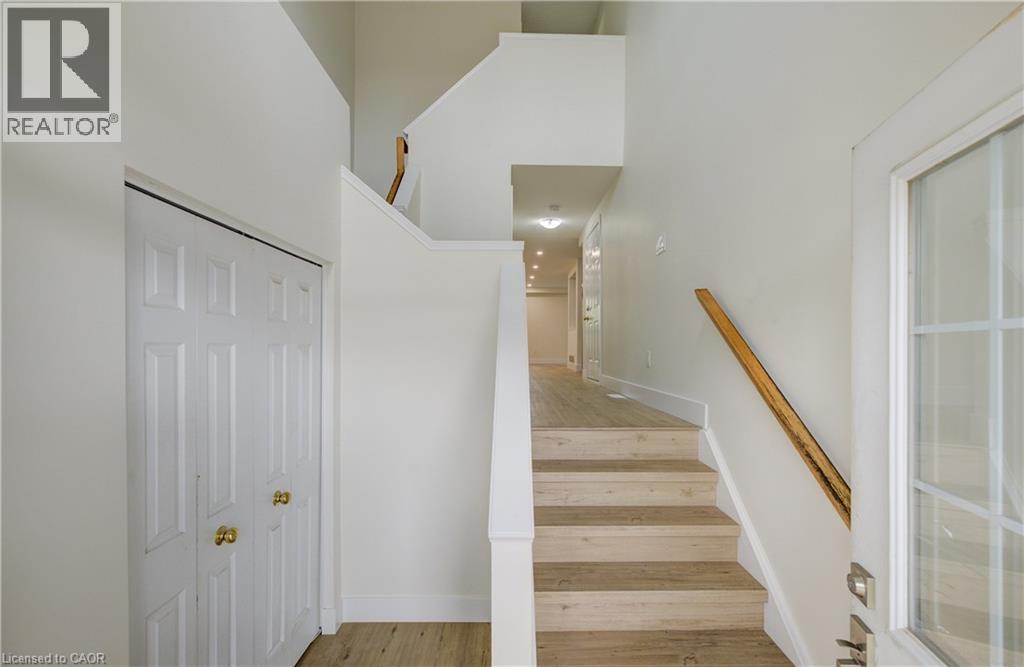 624 Wild Ginger Avenue, Waterloo, Ontario  N2V 2S9 - Photo 4 - 40785306