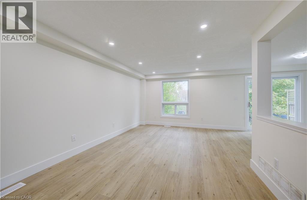 624 Wild Ginger Avenue, Waterloo, Ontario  N2V 2S9 - Photo 7 - 40785306