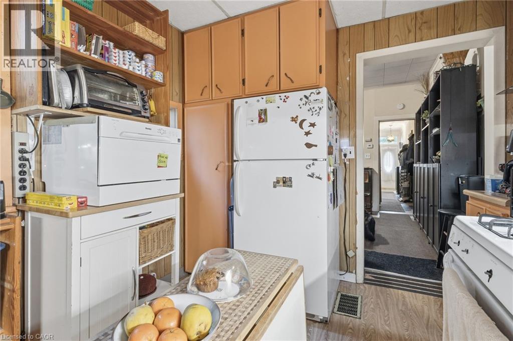 30 Chatham Street, Hamilton, Ontario L8P 2B4 - Photo 10 - 40784750