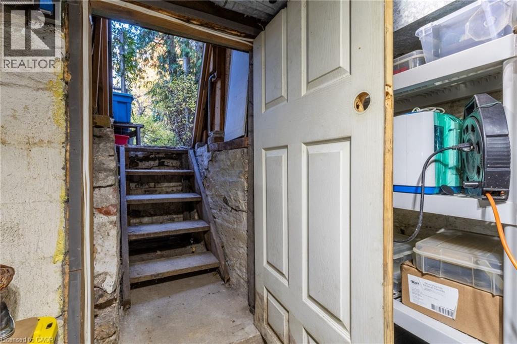 30 Chatham Street, Hamilton, Ontario L8P 2B4 - Photo 23 - 40784750