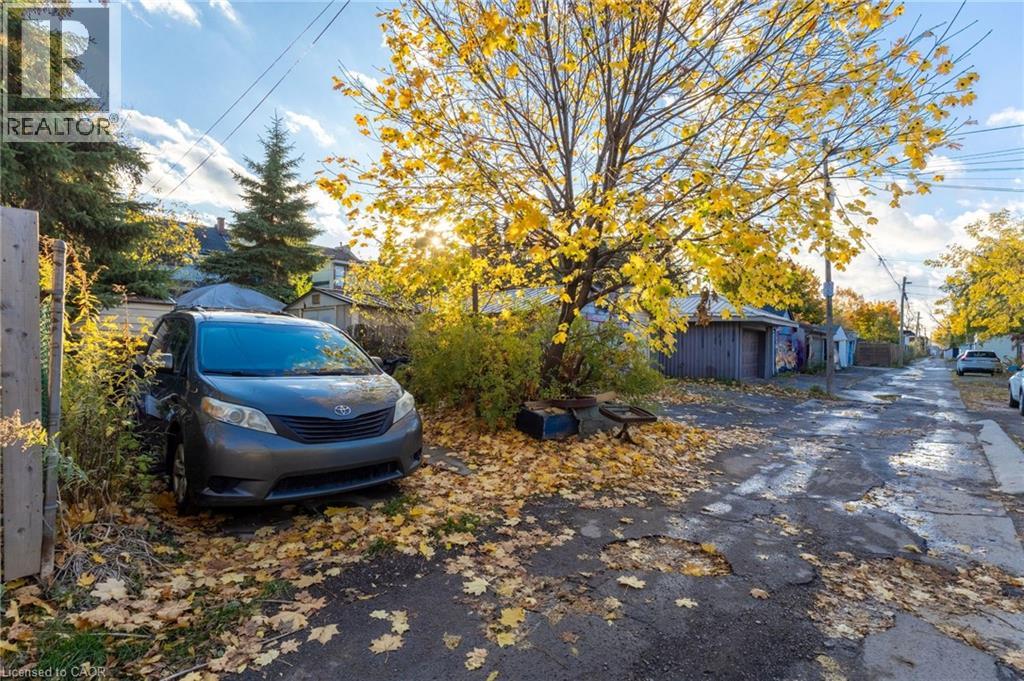 30 Chatham Street, Hamilton, Ontario L8P 2B4 - Photo 29 - 40784750