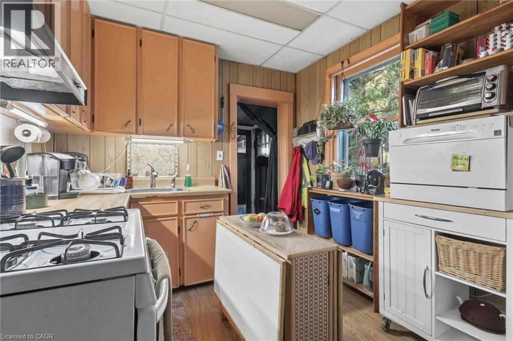 30 Chatham Street, Hamilton, Ontario L8P 2B4 - Photo 7 - 40784750