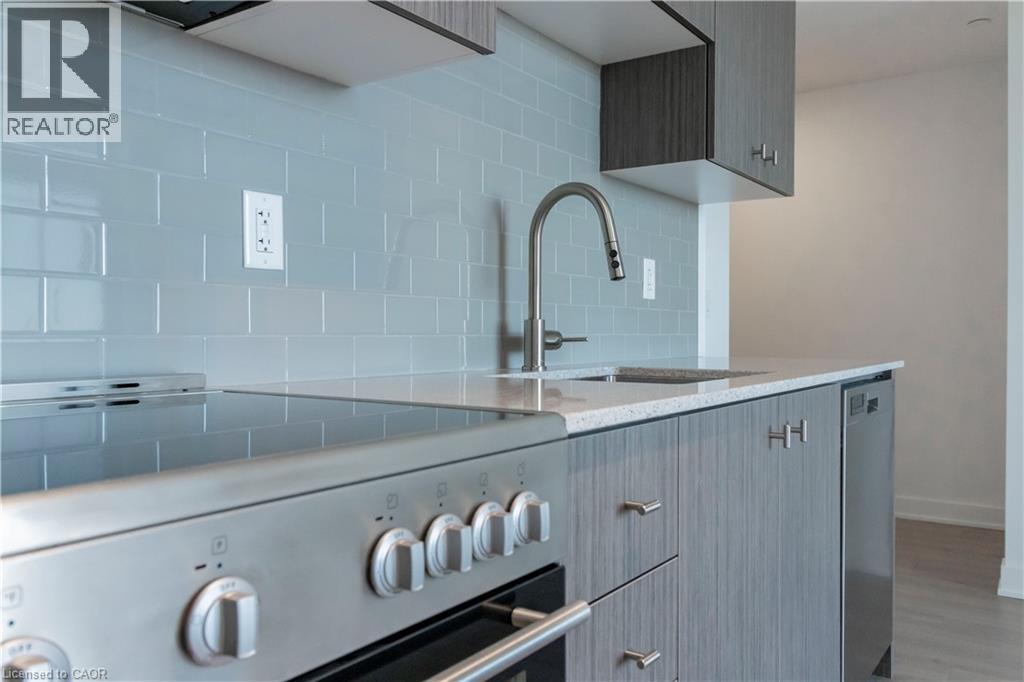 25 Wellington Street S Unit# 1406, Kitchener, Ontario  N2G 0G5 - Photo 6 - 40777759