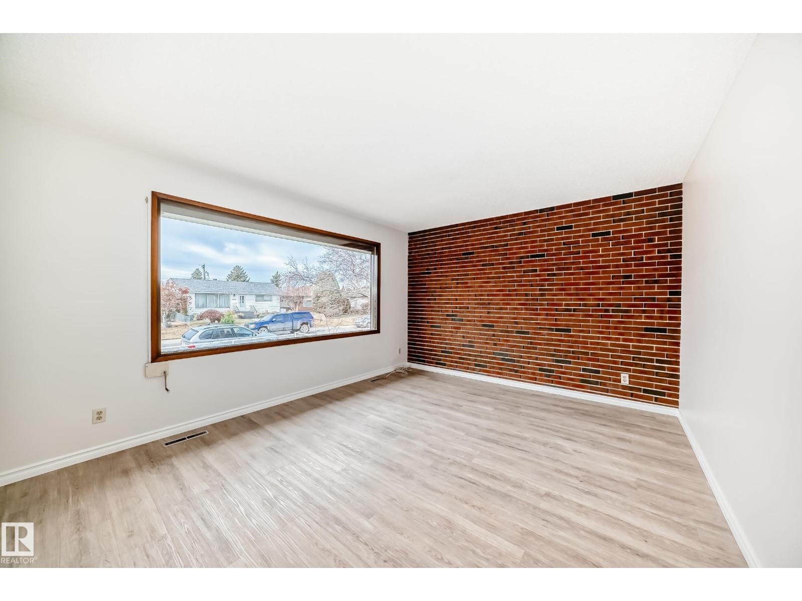 13003 128 St Nw, Edmonton, Alberta  T5L 1E6 - Photo 4 - E4464393