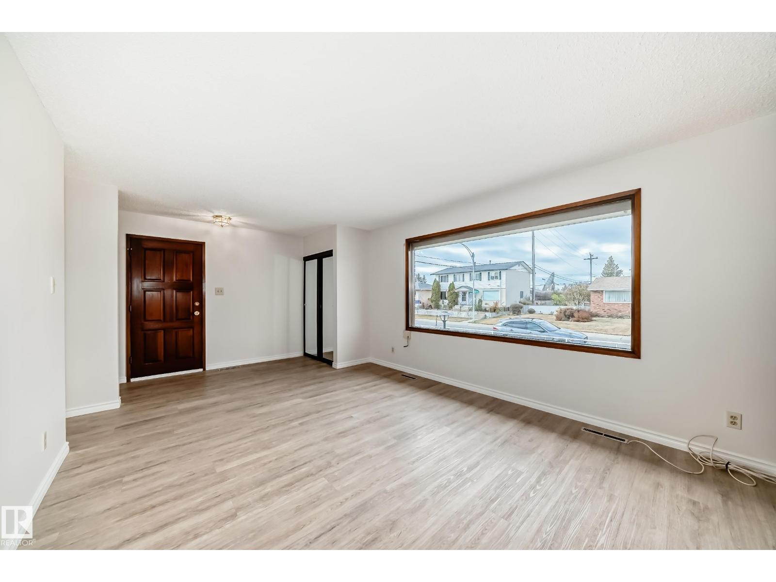 13003 128 St Nw, Edmonton, Alberta  T5L 1E6 - Photo 5 - E4464393