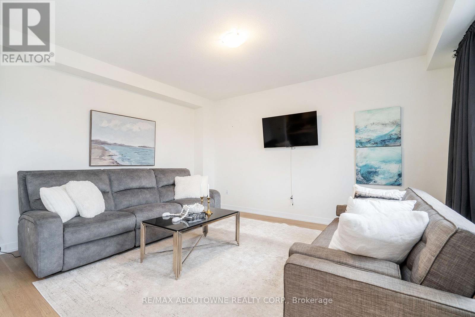 57 Monteith Drive, Brantford, Ontario  N3T 0W6 - Photo 15 - X12508180