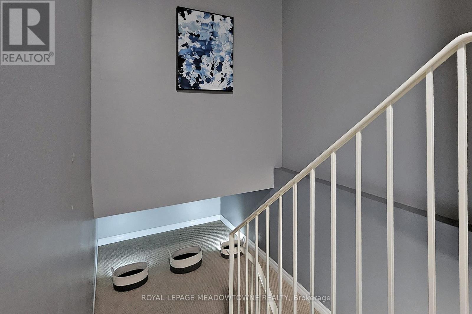 10 - 648 Doon Village Road, Kitchener, Ontario N2P 1A2 - Photo 14 - X12508274