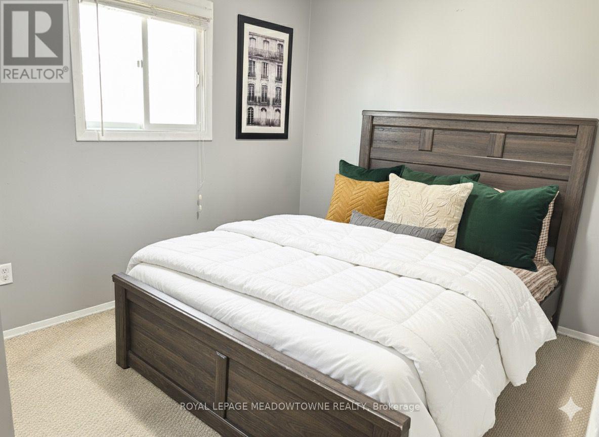 10 - 648 Doon Village Road, Kitchener, Ontario N2P 1A2 - Photo 16 - X12508274