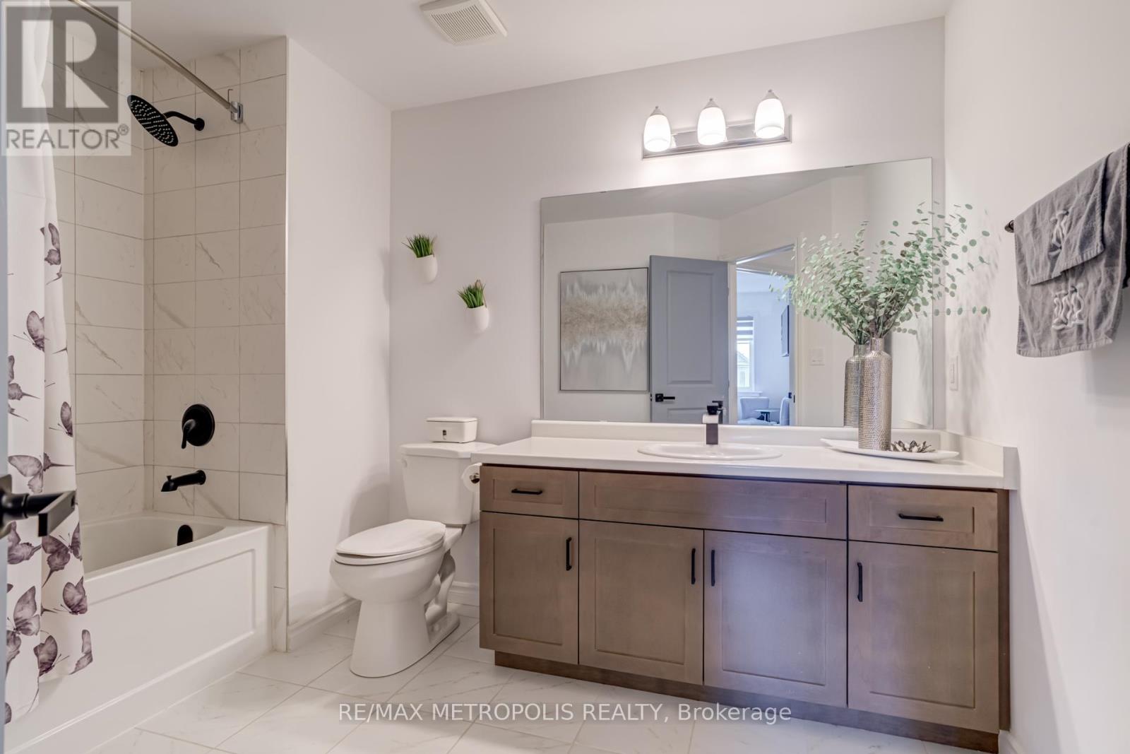 177 Longboat Run W, Brantford, Ontario  N3T 0T1 - Photo 26 - X12508304