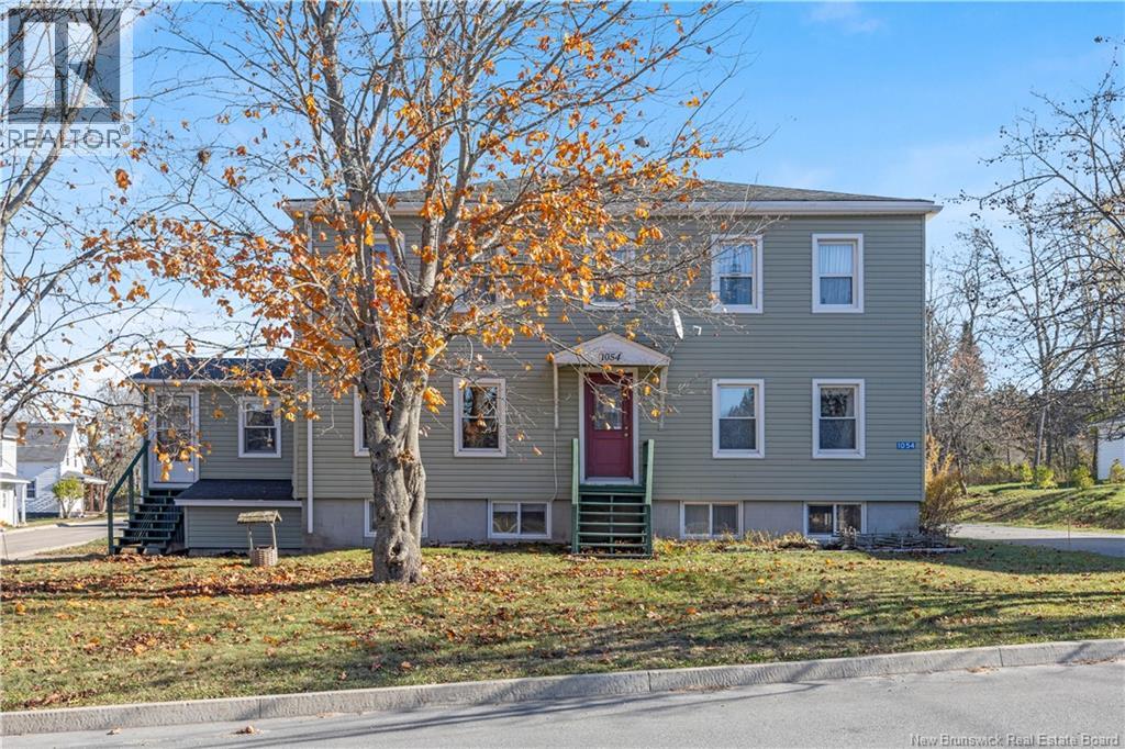 1054 Main Street, Hampton, New Brunswick  E5N 6G2 - Photo 1 - NB129605