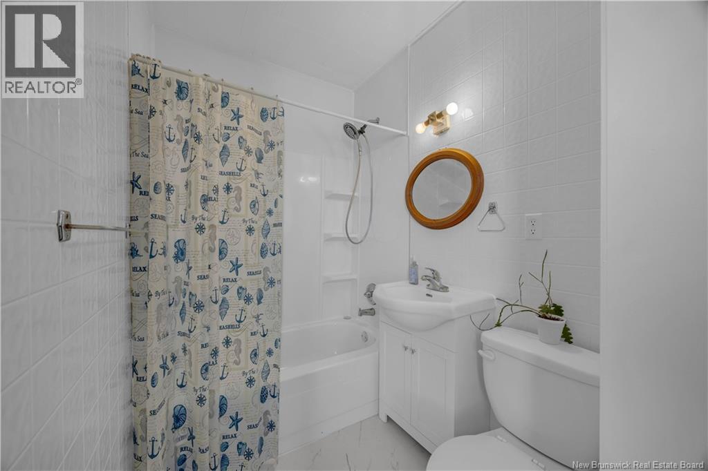 1054 Main Street, Hampton, New Brunswick  E5N 6G2 - Photo 11 - NB129605