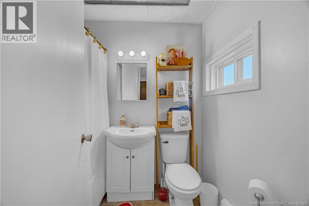 1054 Main Street, Hampton, New Brunswick  E5N 6G2 - Photo 26 - NB129605