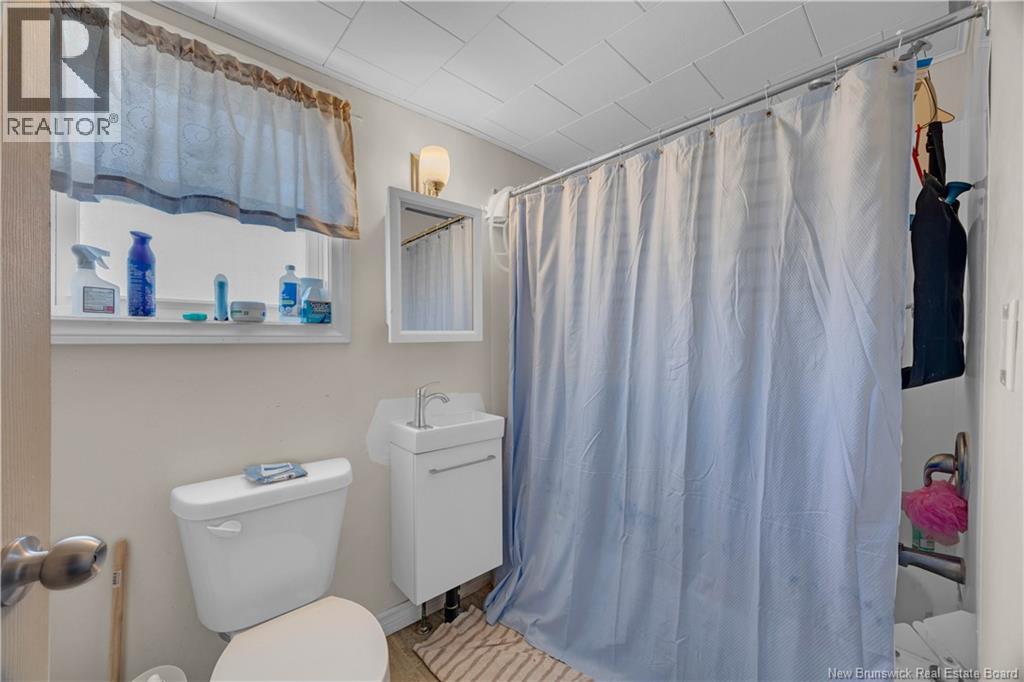 1054 Main Street, Hampton, New Brunswick  E5N 6G2 - Photo 28 - NB129605