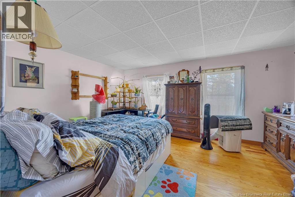 1054 Main Street, Hampton, New Brunswick  E5N 6G2 - Photo 32 - NB129605