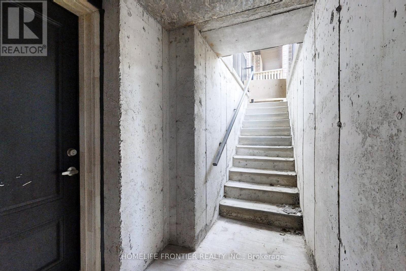 40 Chiara Rose Lane, Richmond Hill, Ontario  L4E 1H4 - Photo 36 - N12410494