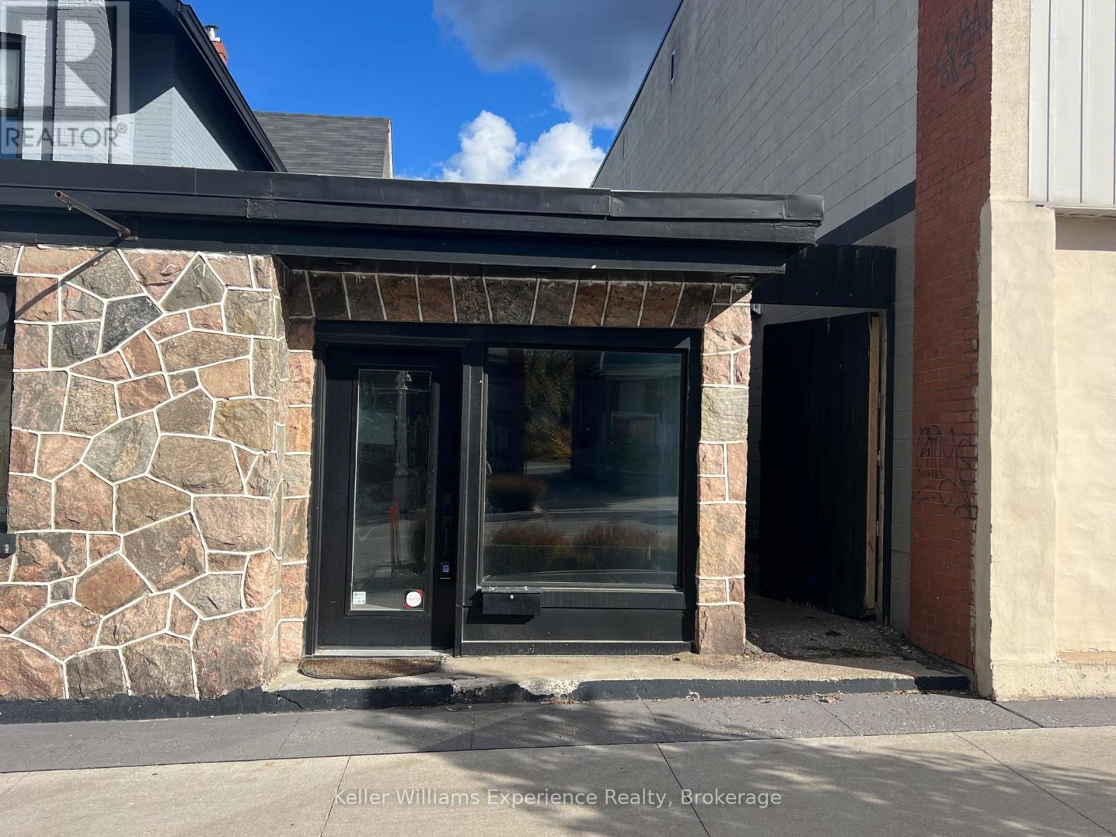 Main R - 347 King Street, Midland, Ontario  L4R 3M7 - Photo 2 - S12508672