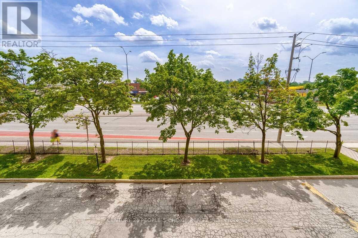 801 - 3533 Derry Road E, Mississauga, Ontario L4T 1B1 - Photo 6 - W12507514