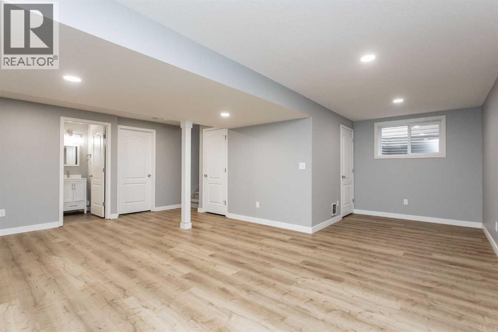 55 Arnold Close, Red Deer, Alberta  T4R 3G3 - Photo 29 - A2267932