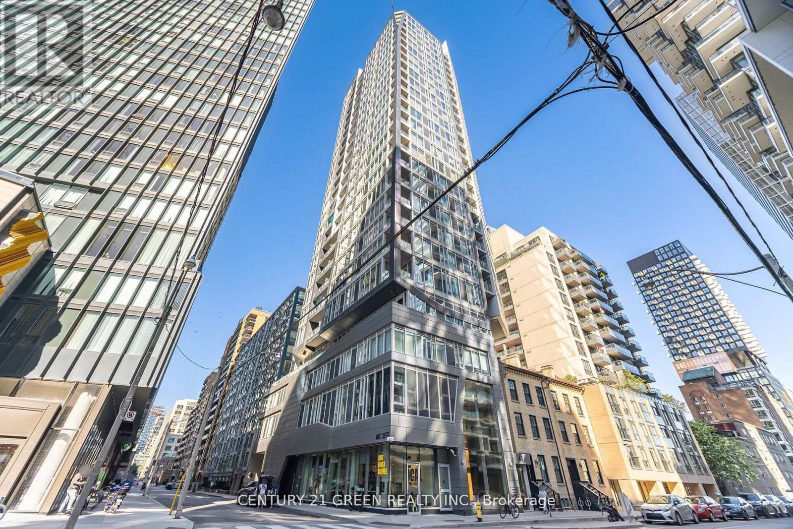 2310 - 68 Shuter Street, Toronto, Ontario  M5B 1B4 - Photo 2 - C12508578