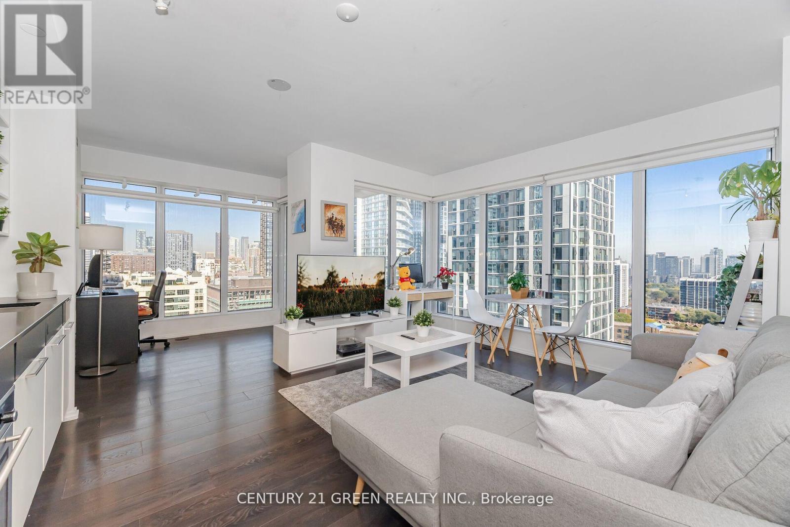 2310 - 68 Shuter Street, Toronto, Ontario  M5B 1B4 - Photo 7 - C12508578