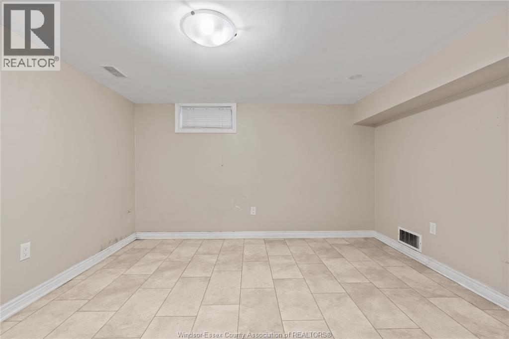 282 Rossini, Windsor, Ontario  N8N 2Z1 - Photo 34 - 25027944