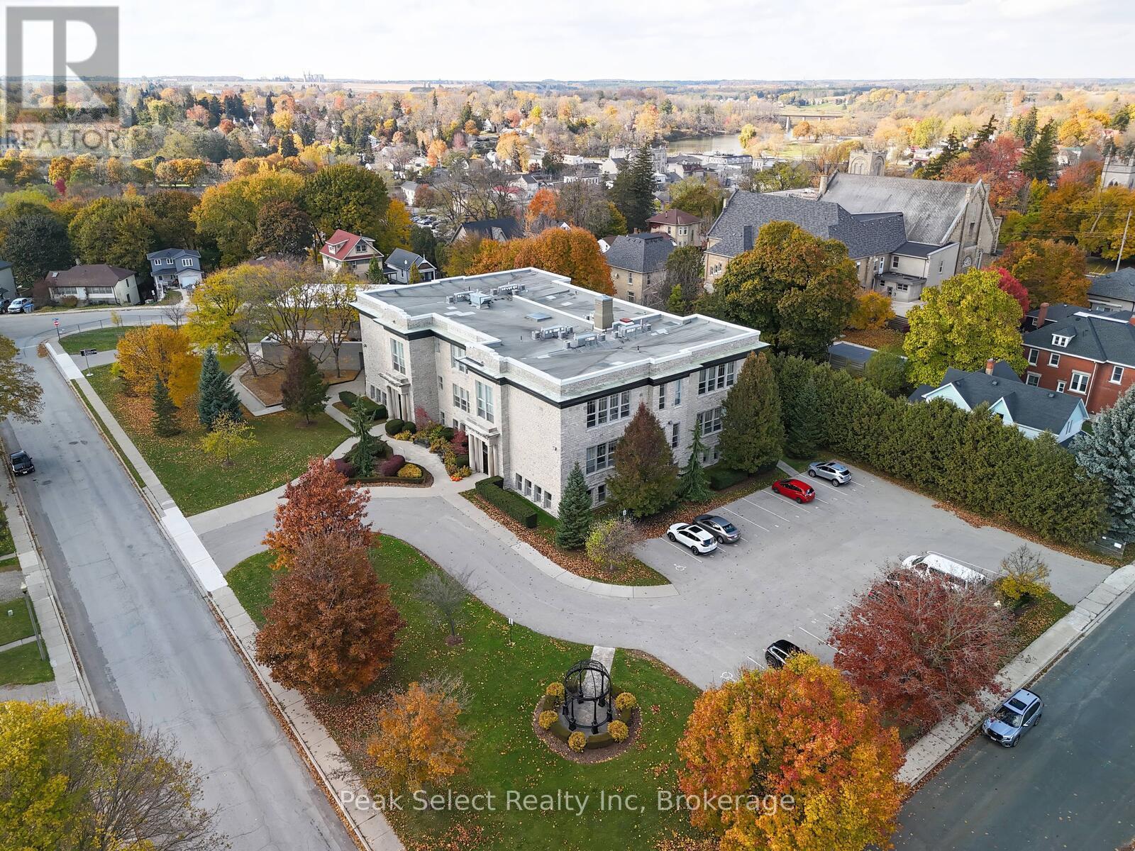 2f - 189 Elizabeth Street, St. Marys, Ontario N4X 0B5 - Photo 4 - X12508686