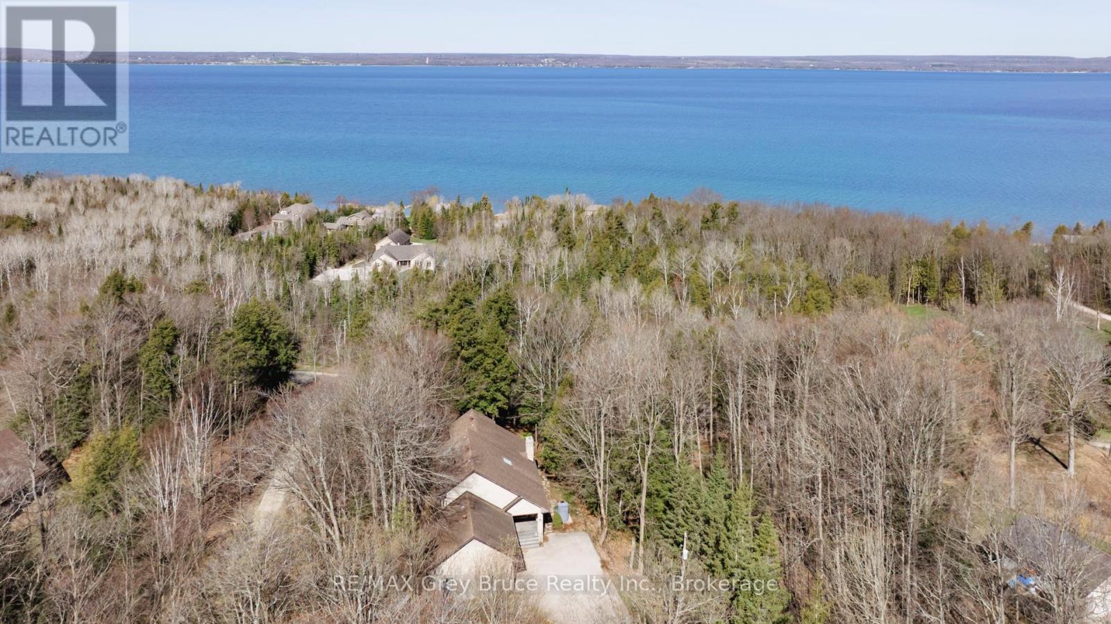 128 Thornridge Road, Meaford, Ontario  N0H 1B0 - Photo 3 - X12508796