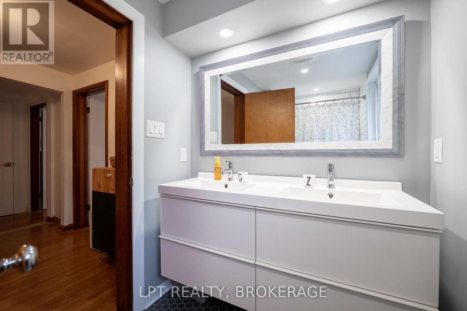 75 Silver Street, Kingston, Ontario K7M 2P6 - Photo 38 - X12508916