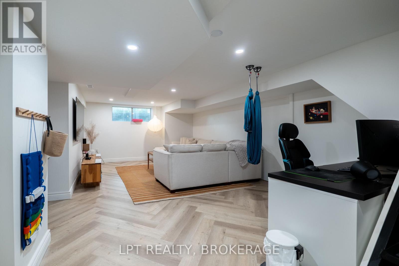 75 Silver Street, Kingston, Ontario K7M 2P6 - Photo 41 - X12508916