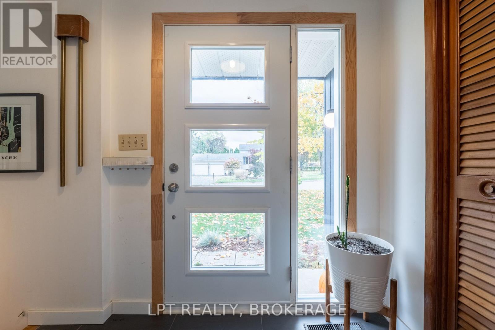 75 Silver Street, Kingston, Ontario K7M 2P6 - Photo 6 - X12508916