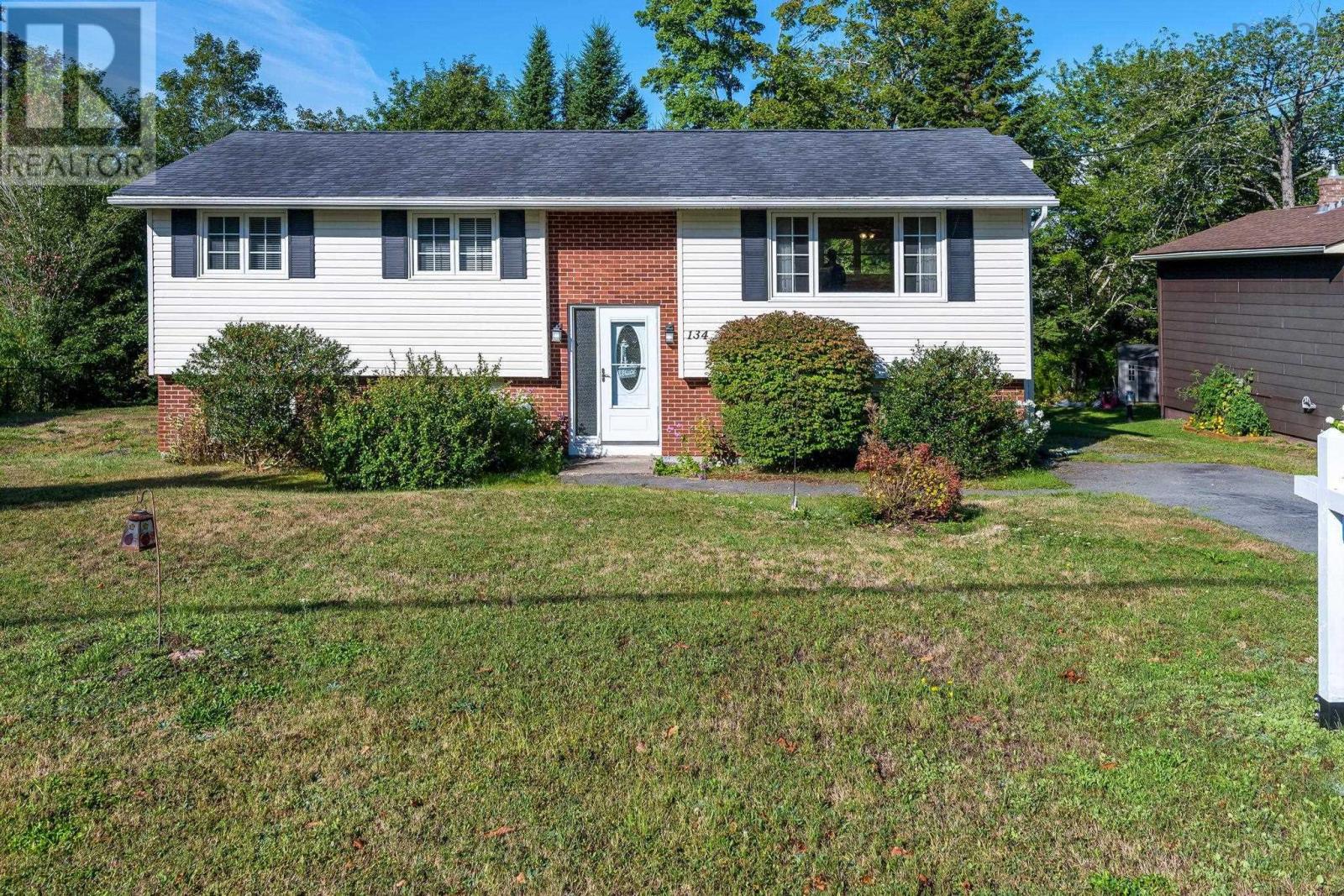 Property at 134 Beech Hill Drive image 4