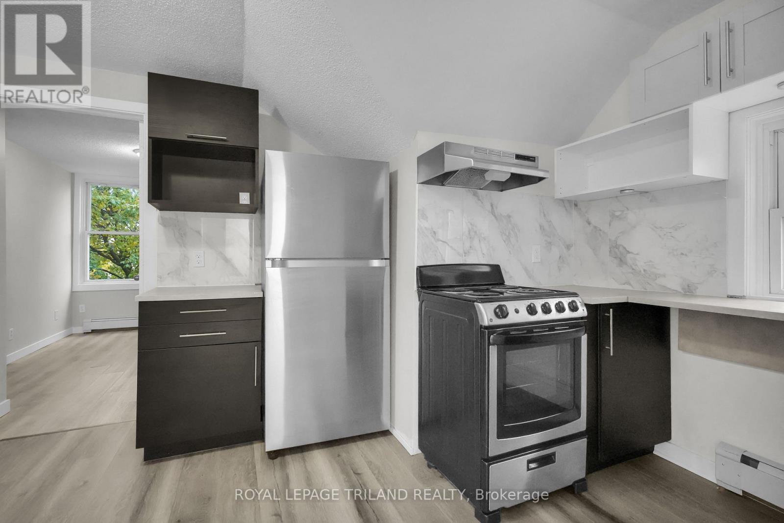 784 Little Grey Street, London East (East L), Ontario  N5Z 1P1 - Photo 6 - X12508646