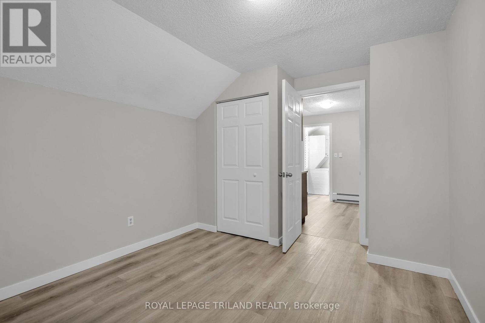 784 Little Grey Street, London East (East L), Ontario  N5Z 1P1 - Photo 9 - X12508646