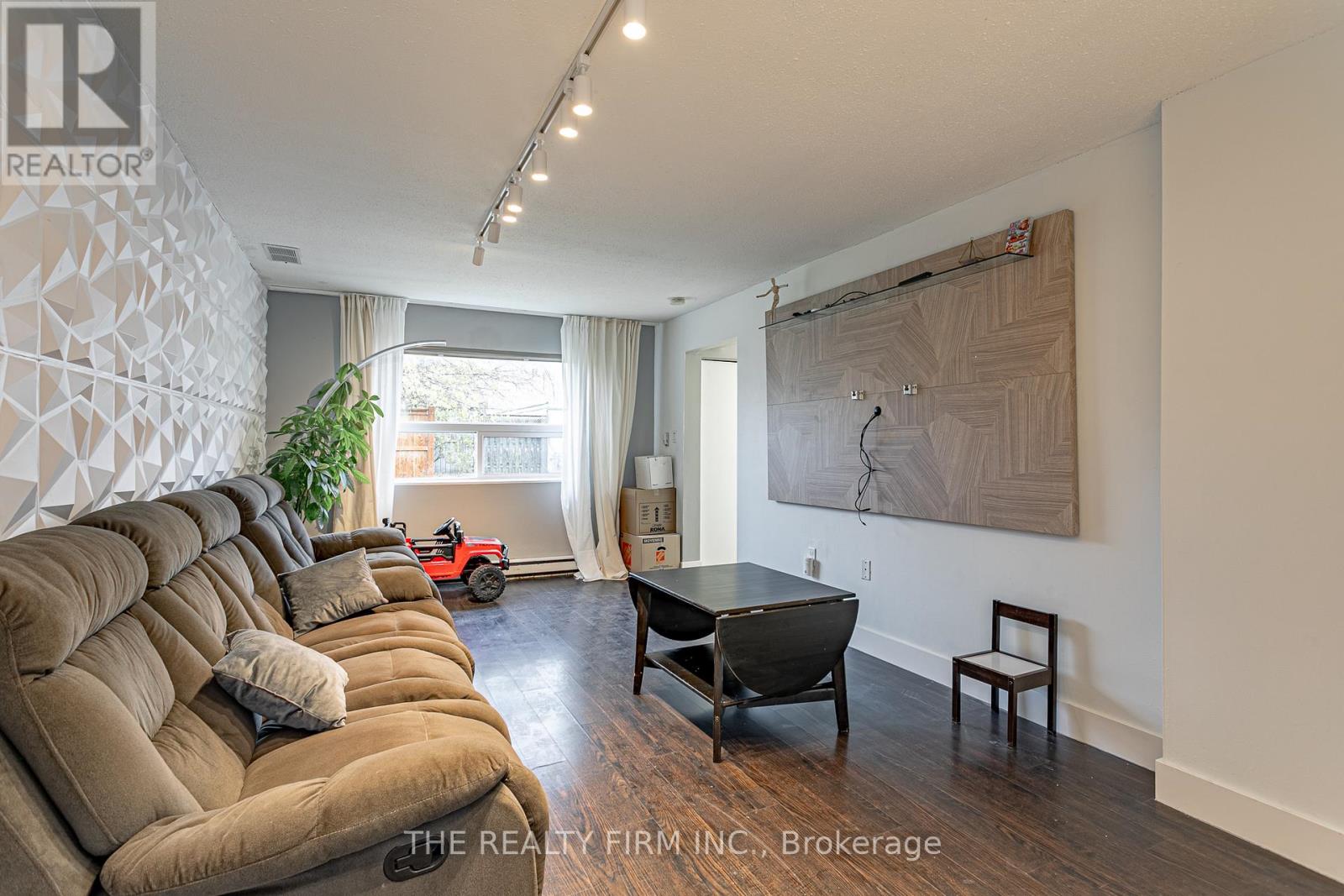 12 - 271 Thames Street N, Ingersoll, Ontario N5C 3T6 - Photo 5 - X12508830