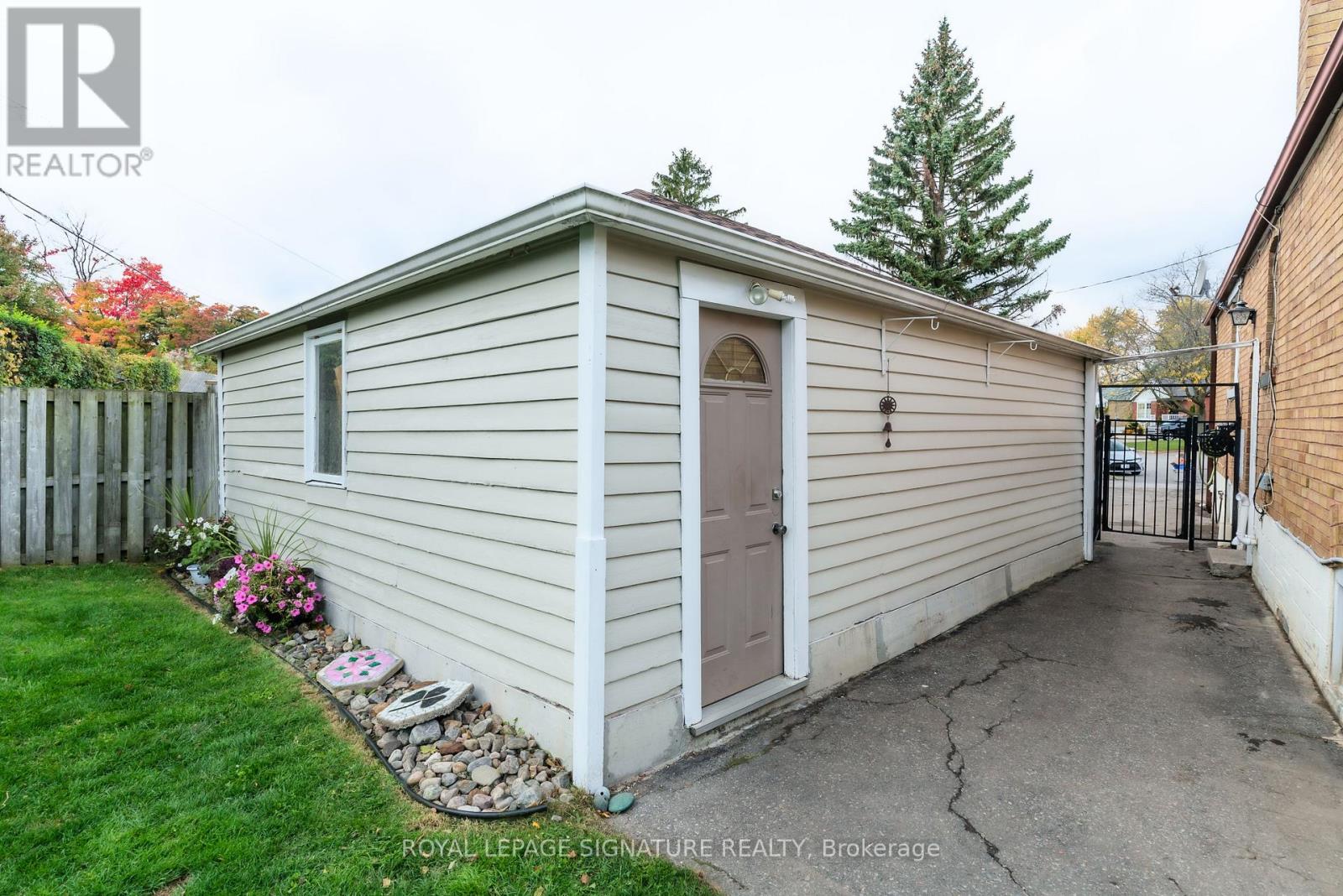 31 Castille Avenue, Toronto, Ontario  M1R 2C2 - Photo 35 - E12508558