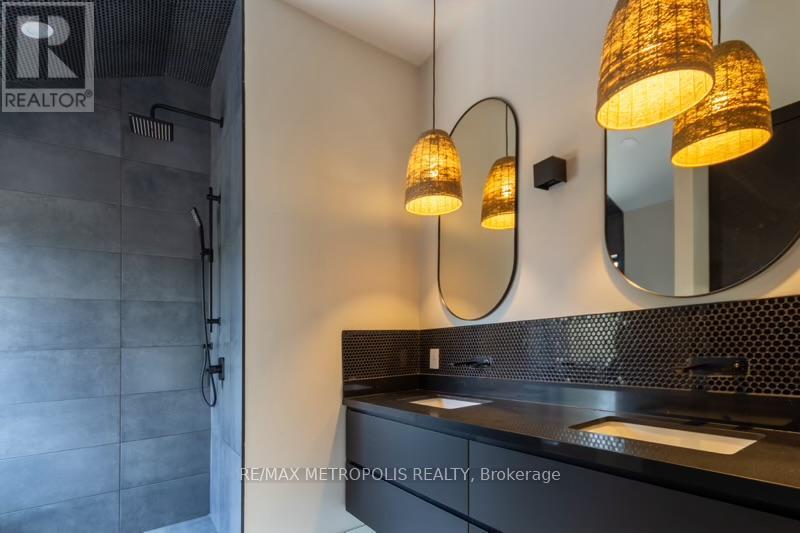 640 Lansdowne Drive, Oshawa, Ontario  L1G 1W4 - Photo 9 - E12508614