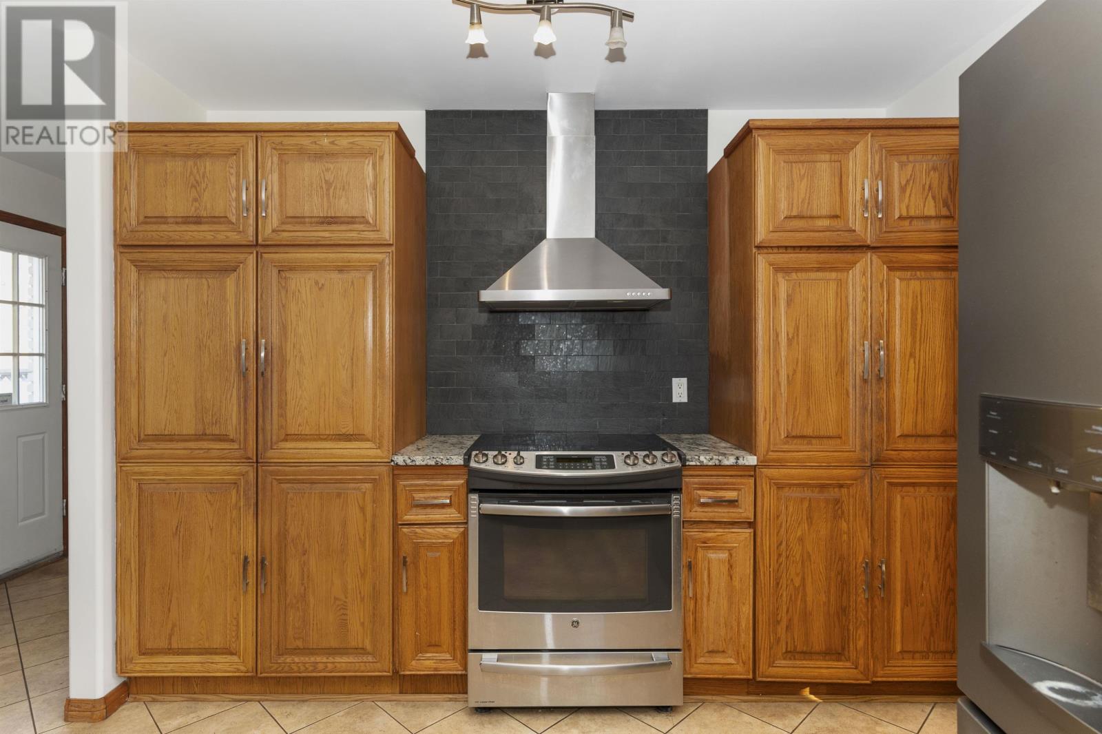 2167 Bordeaux Cres, Thunder Bay, Ontario  P7K 1C2 - Photo 18 - TB253390