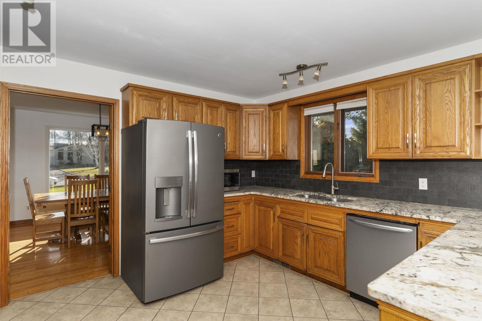 2167 Bordeaux Cres, Thunder Bay, Ontario  P7K 1C2 - Photo 4 - TB253390