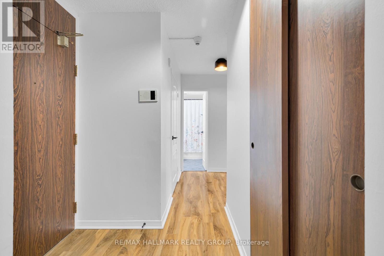 1006 - 2020 Jasmine Crescent, Ottawa, Ontario  K1J 8K5 - Photo 25 - X12508700