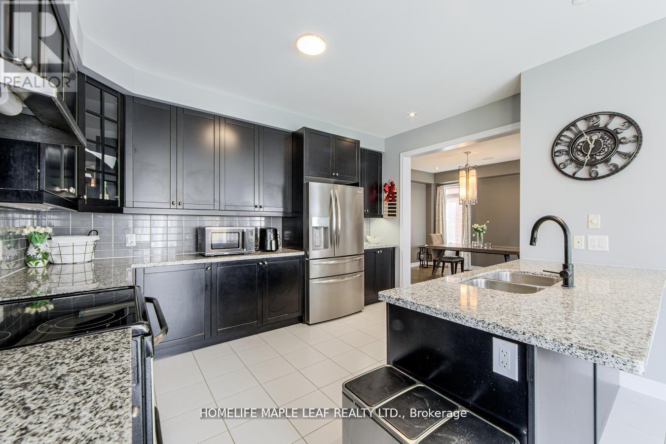 118 Lorne Thomas Place, New Tecumseth, Ontario  L9R 0V8 - Photo 20 - N12508538