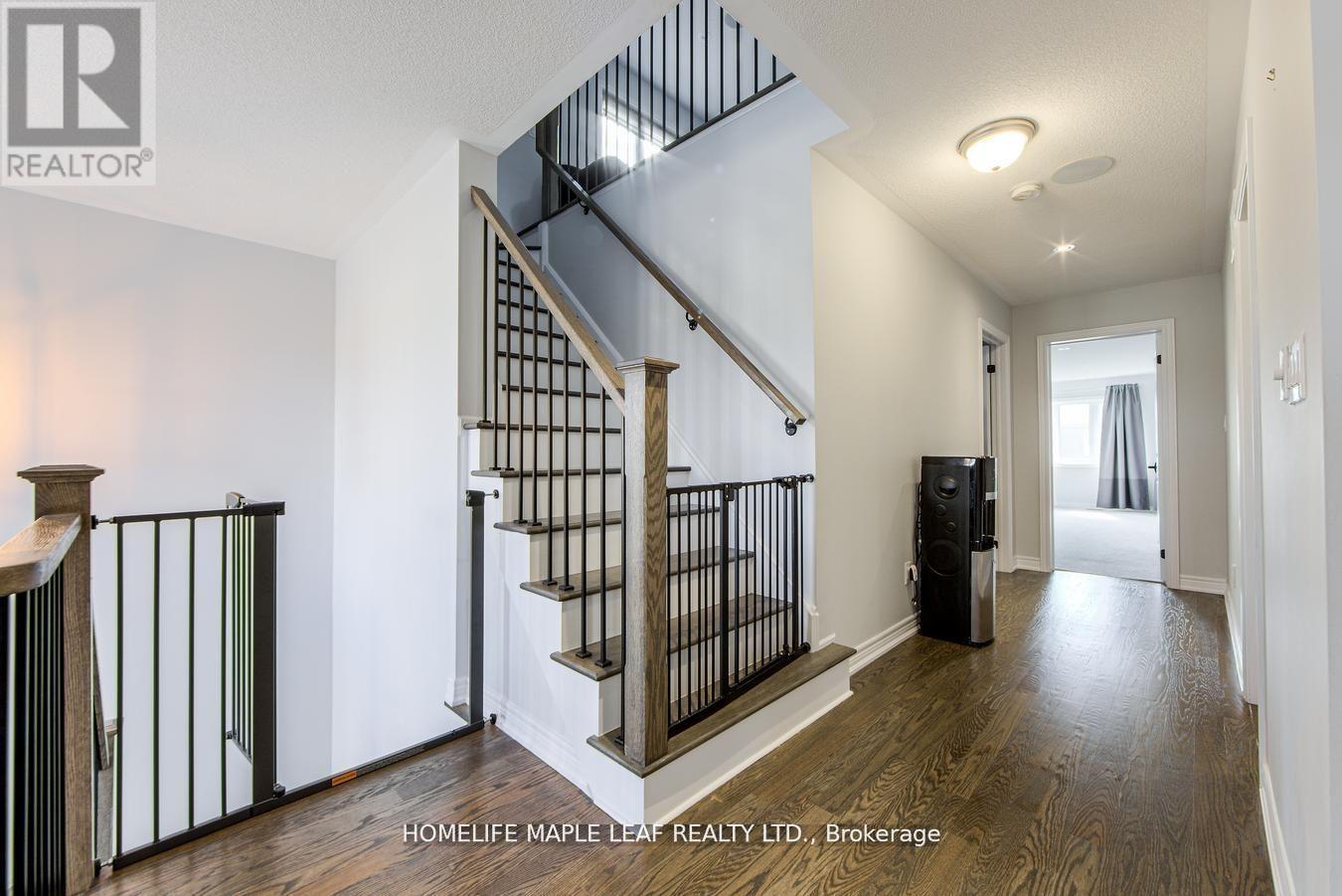 118 Lorne Thomas Place, New Tecumseth, Ontario  L9R 0V8 - Photo 24 - N12508538