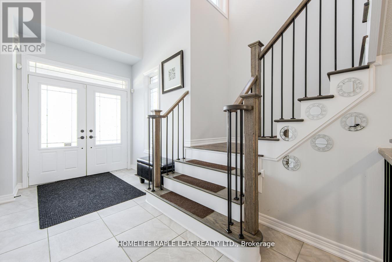 118 Lorne Thomas Place, New Tecumseth, Ontario  L9R 0V8 - Photo 7 - N12508538