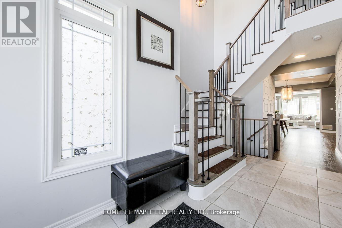 118 Lorne Thomas Place, New Tecumseth, Ontario  L9R 0V8 - Photo 8 - N12508538